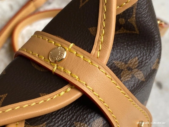 Official oldcobbler LOUIS ME POUCH FOLD VUITTON 0801